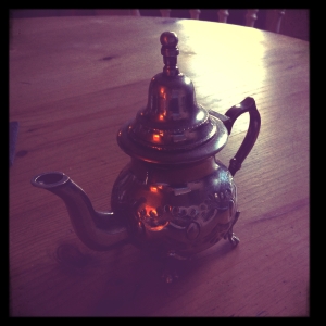 Silver Tea pot © 2014 Simon Peter Sutherland